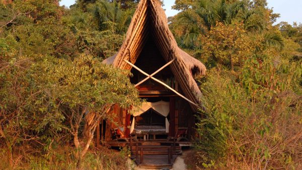 tanzania-greystoke-mahale-bedroom-exterior-nomad